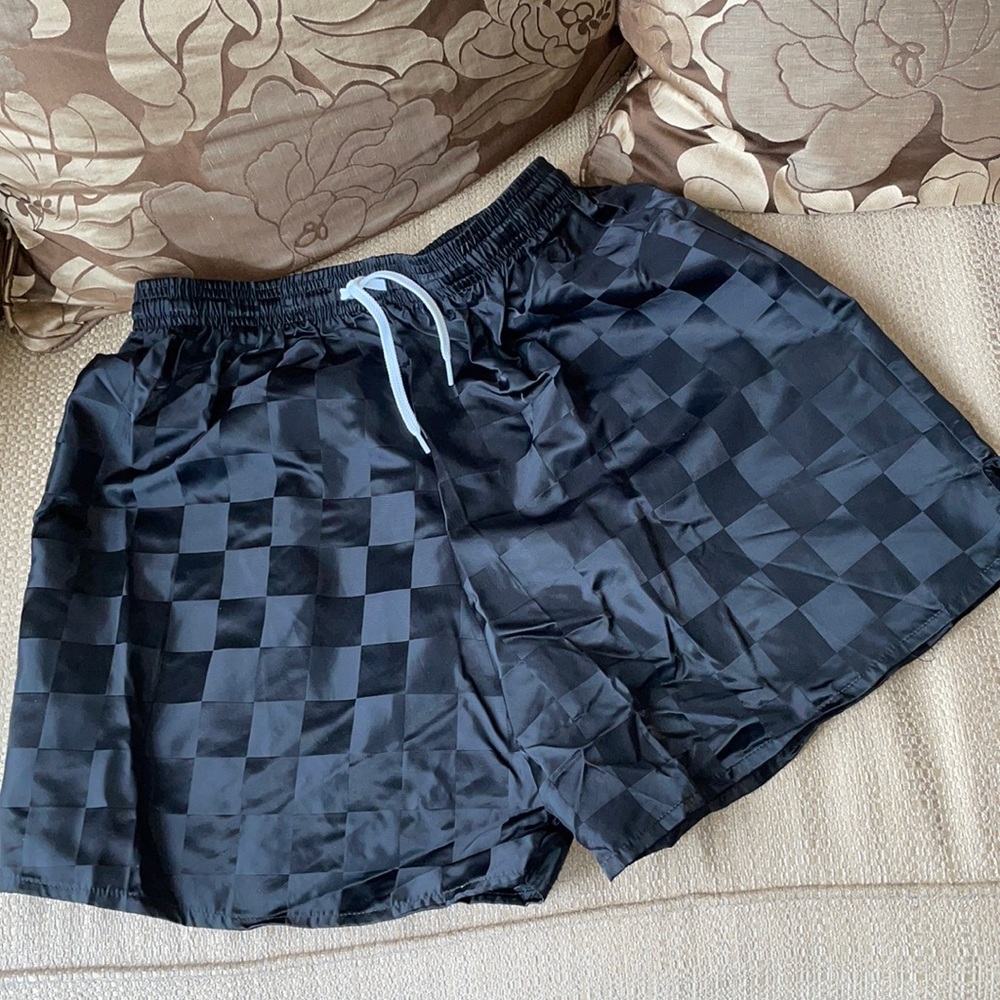 Nwot Essential gear shorts